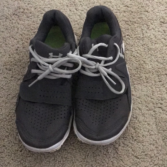 Under Armour Sneakers - Picture 1 of 4